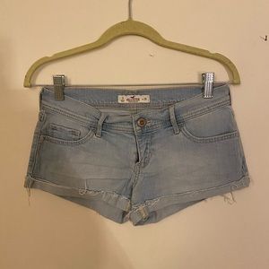 NWOT Hollister Jean Shorts